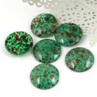 Kaboszon szklany moneta zielono-brązowa 25mm