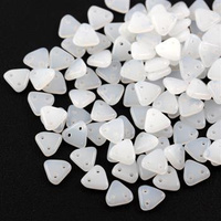 Triangle 6mm Alabaster [40szt]