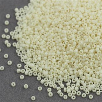 Toho Round 15/0 Opaque Lt Beige [5g]