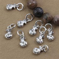 Zawieszka metalowa worek na prezenty srebrny 16x9mm