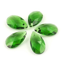 Kryształek szklany łezka fasetowana zielona 22x13mm
