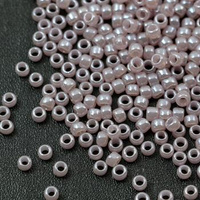 Toho Round 8/0 Ceylon Grape Mist [10g]