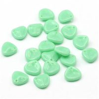 Rose Petals 8x7mm Opaque Milky Green [10szt]