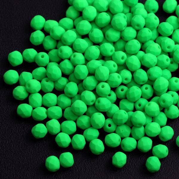 Fire Polish 4mm Neon Green Matted [20szt]