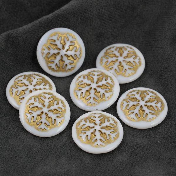 Kaboszon szklany Snowflake Chalk White Golden 21mm