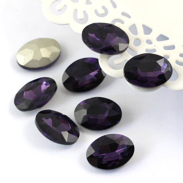 Kaboszon szklany owal fasetowany purple velvet 18x13mm