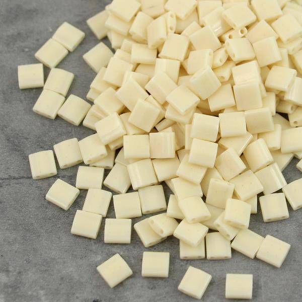 Miyuki Tila Beads 5x5x1,9mm Opaque Ivory  [30szt]