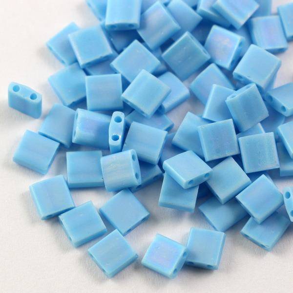 Miyuki Tila Beads 5x5x1,9mm Opaque Turquoise Blue AB Matted [30szt]