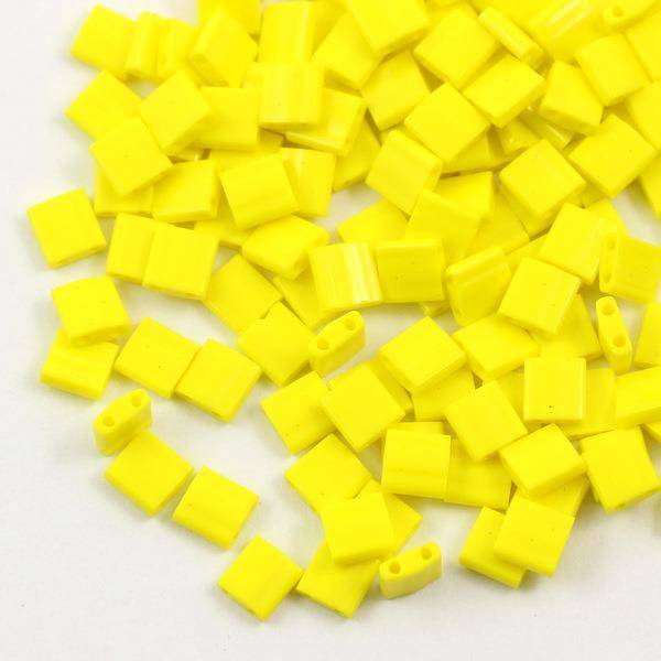 Miyuki Tila Beads 5x5x1,9mm Opaque Yellow [30szt]